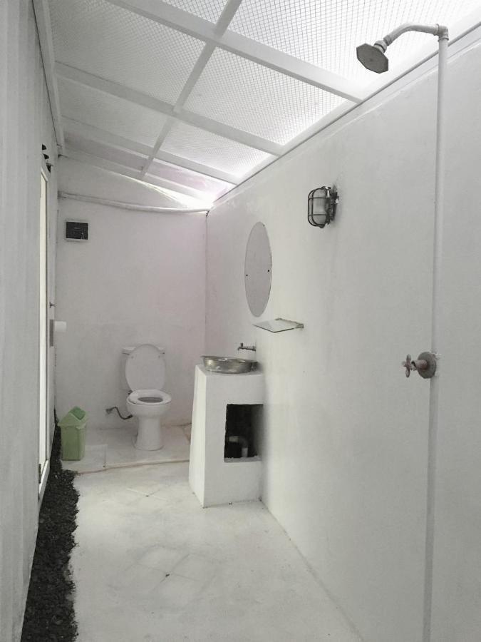 Kubu Container Hotel Uluwatu Eksteriør billede
