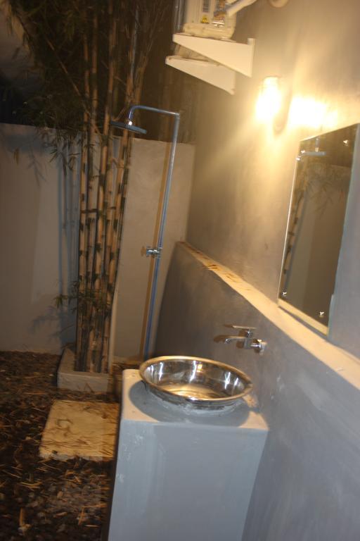 Kubu Container Hotel Uluwatu Eksteriør billede
