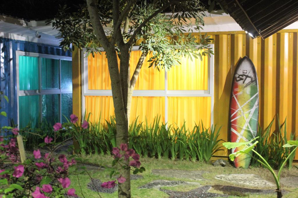 Kubu Container Hotel Uluwatu Eksteriør billede