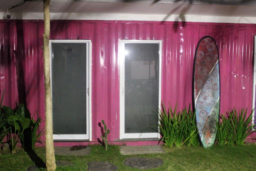 Kubu Container Hotel Uluwatu Eksteriør billede